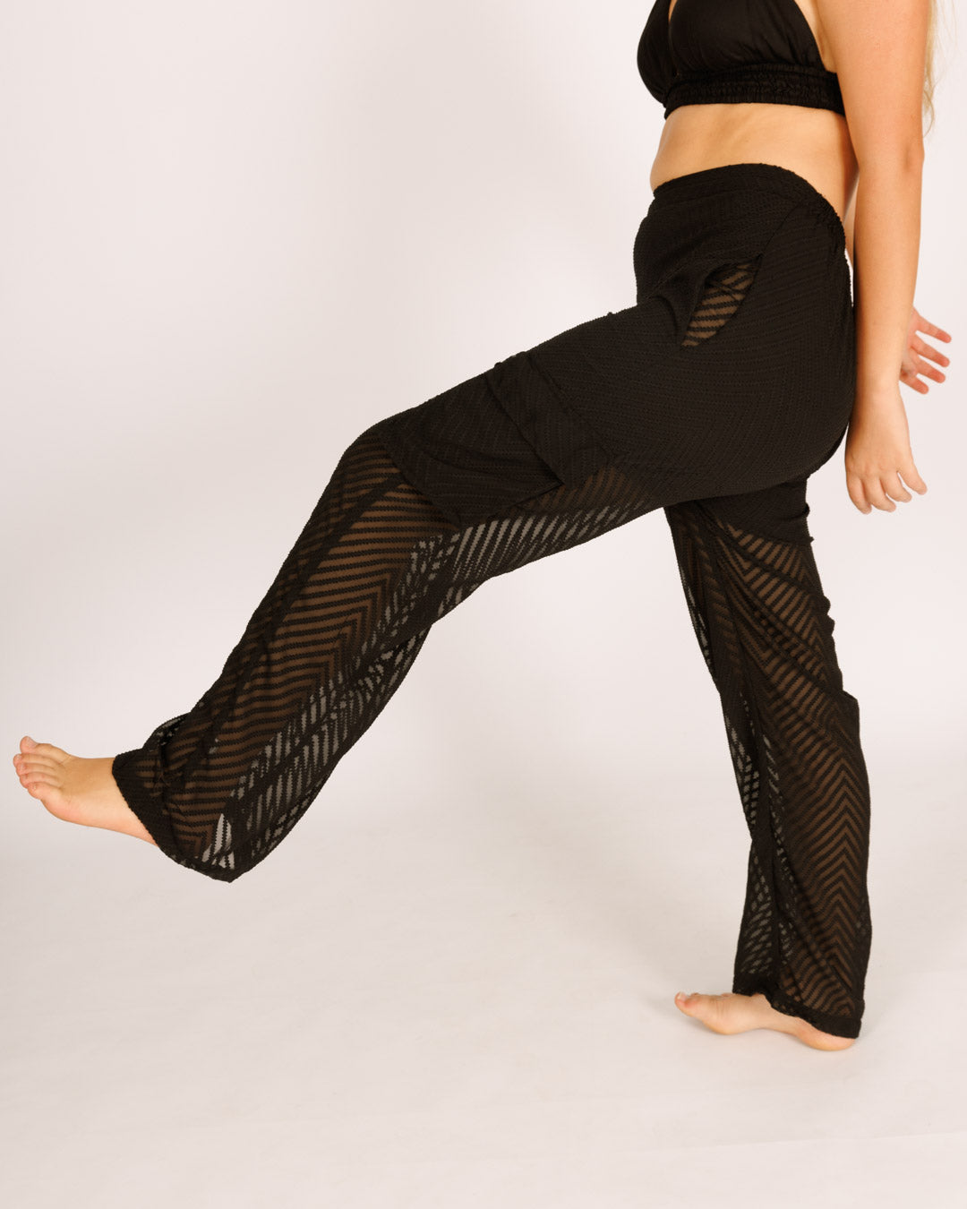 Black Pants Zigzag Mesh for Women