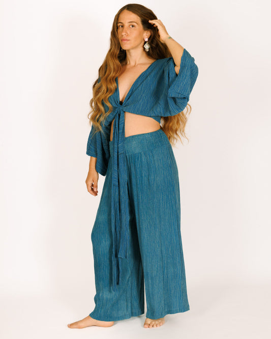 Blue Crinkled Crepe Set