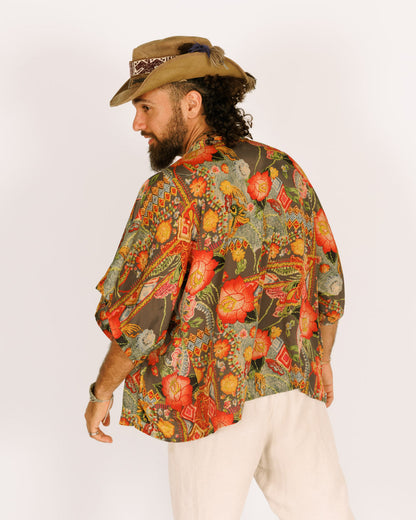 Short Silk Kimono in Gray with Red Floral Print, Short Sleeves for Men