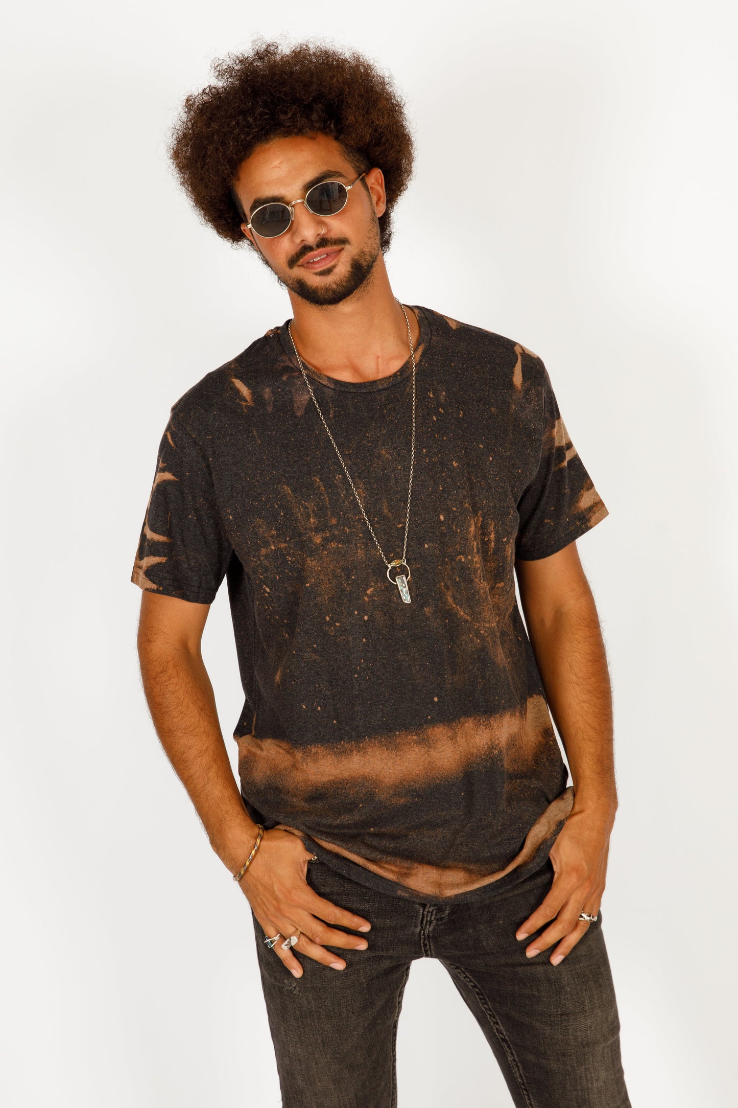 Tie-dye T-shirt with block print for men - black with horizontal stripes